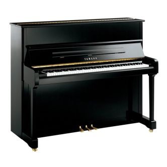 Yamaha P121 PE Zwart hoogglans