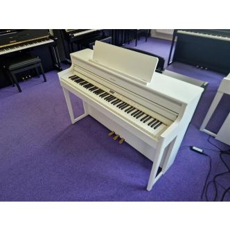 Roland HP704 WH (Z3P7186)