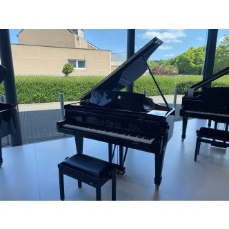 Steinway & Sons M-170 (1967)