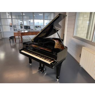 Steinway & Sons O-180 (1902)