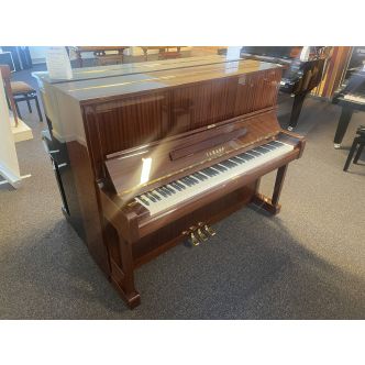 Yamaha U1H (1980)