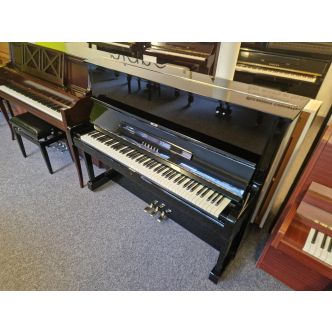 Yamaha U1 (1980)