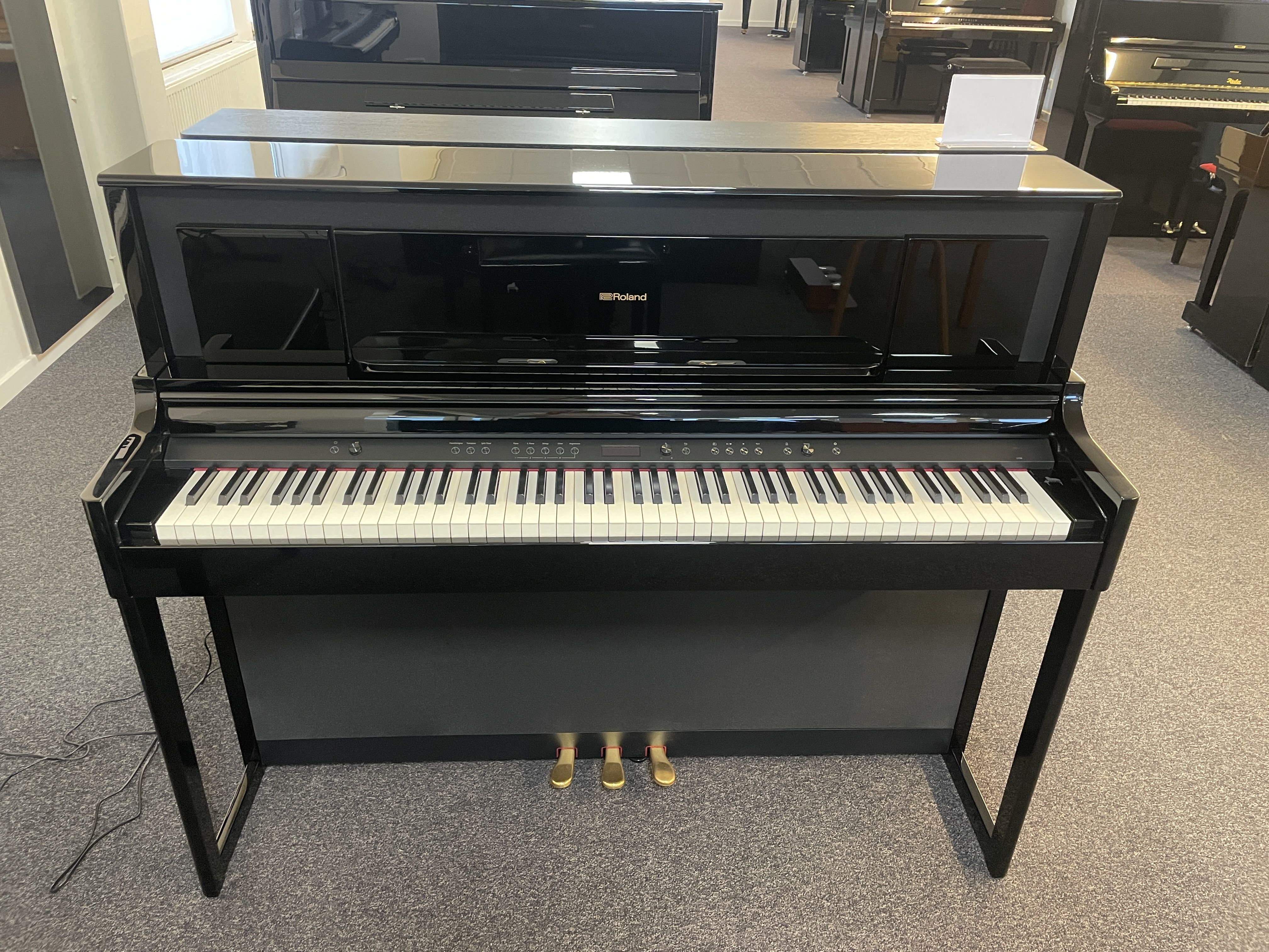 Roland LX706 PE Z7M1014