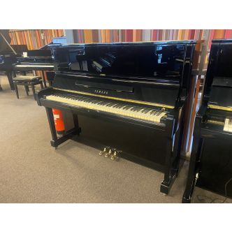 Yamaha U1 (1944892)