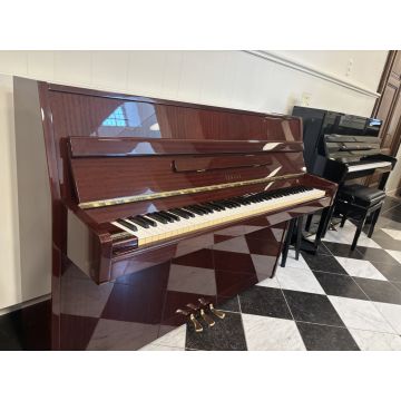 Yamaha M1J (1985)