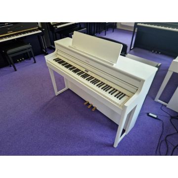 Roland HP704 WH (Z3P7186)