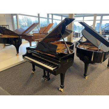 Steinway & Sons B-211 (2022)