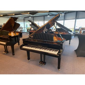 Yamaha C3 (1991)