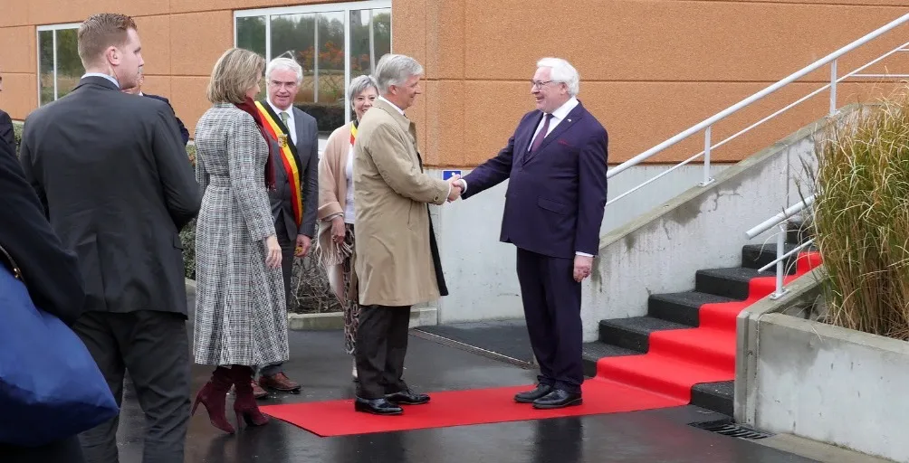 Chris Maene ontvangt Koning Filip en Koningin Mathilde