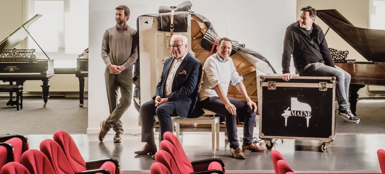 Van links naar rechts : Frederic Maene, Chris Maene, Stefaan Vanfleteren (CEO) en Dominique Maene