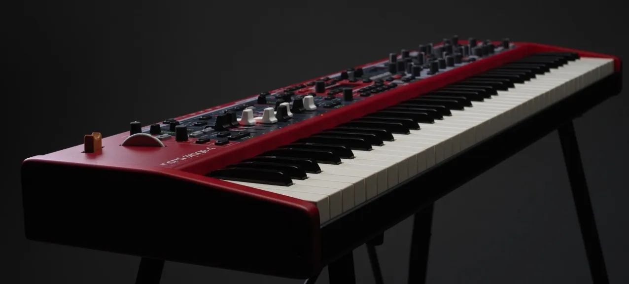 Clavia Nord Stage 4 Piano's Maene