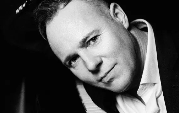 Jef Neve aan piano