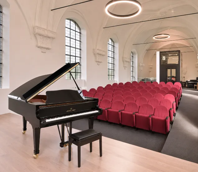 Shigeru Kawai showroom