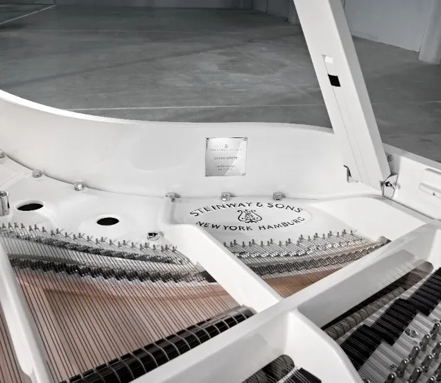 Steinway & Sons Ultra White