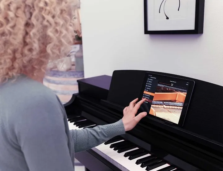 Yamaha arranger piano