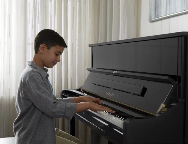 Yamaha upright piano